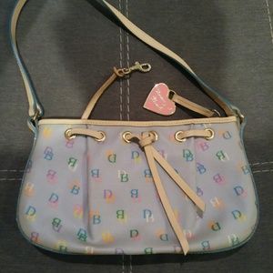 Dooney and bourke purse